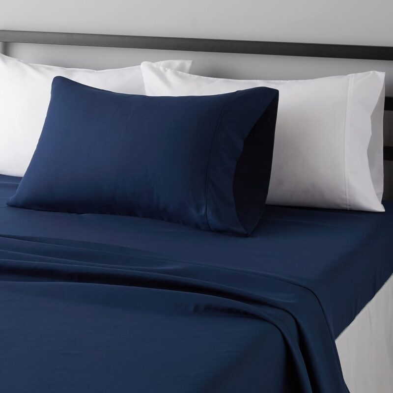 Amazon Basics Lightweight Super Soft Breathable Easy Care Microfiber 3 Piece Bed Sheet Set with 14-Inch Deep Pockets, Twin, Navy Blue, Solid