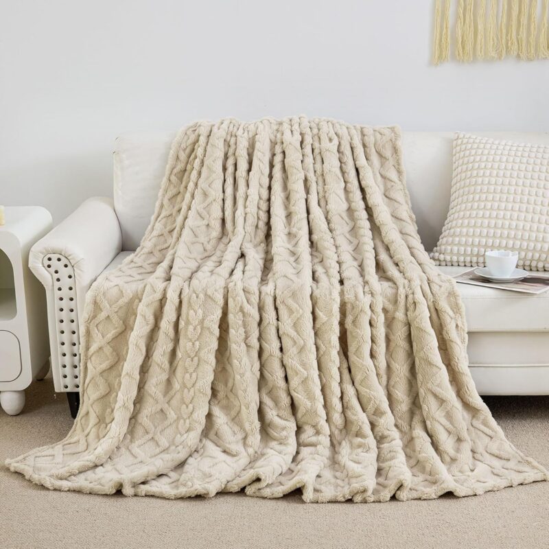 Aganear Fleece Throw Blanket - Cozy Soft Lightweight Fuzzy Throw Blanket for Women Portable Throw Blankets for Couch, Warm Present for Birthday, Christmas, Halloween, Housewarming(50"x60", Khaki) - Image 7